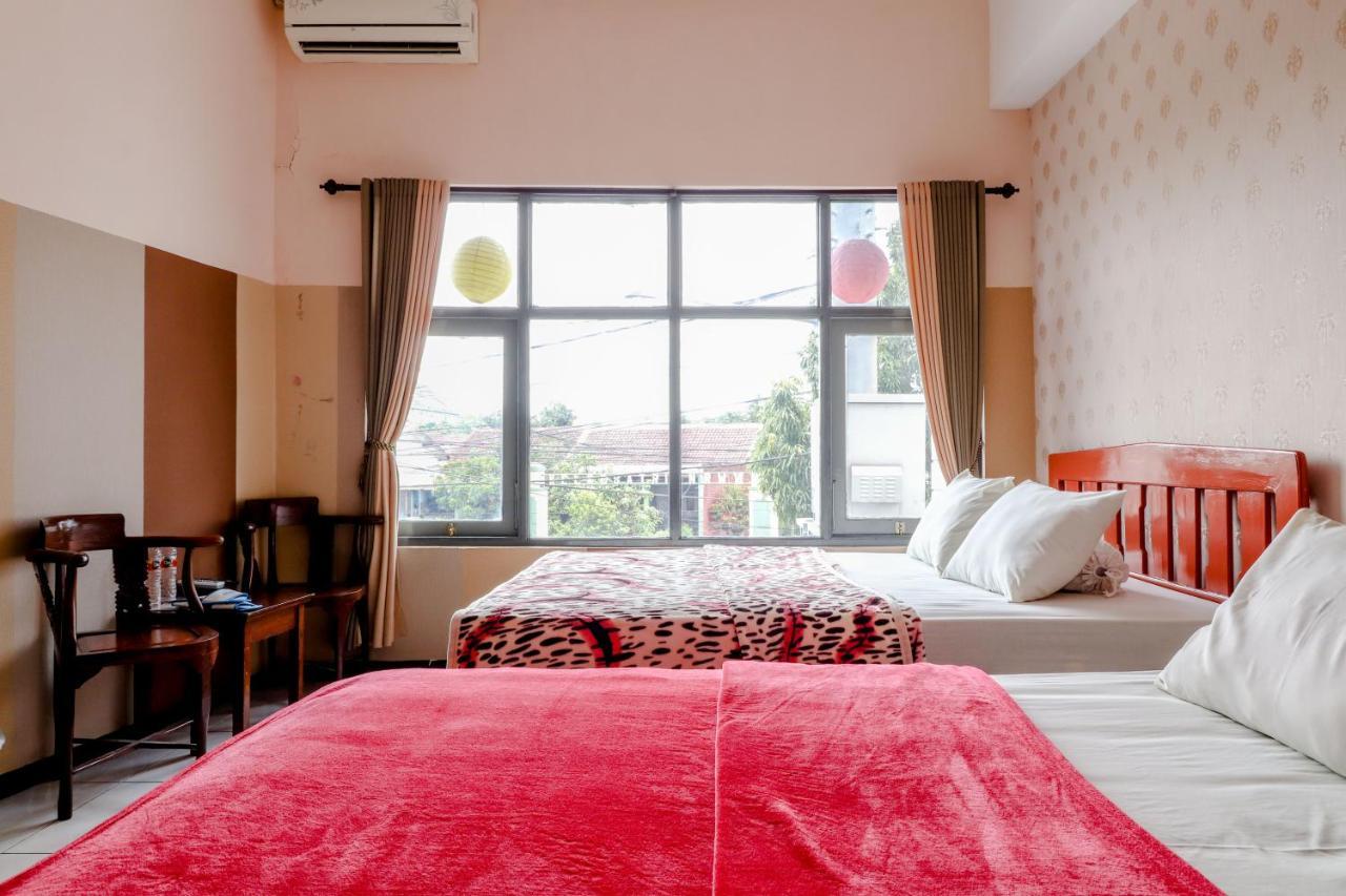 Hotel Bintang Malang Extérieur photo