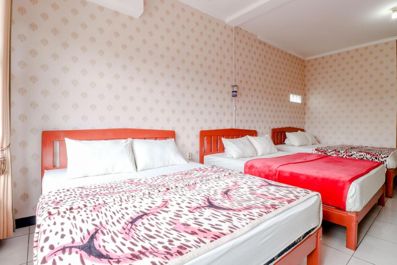 Hotel Bintang Malang Extérieur photo