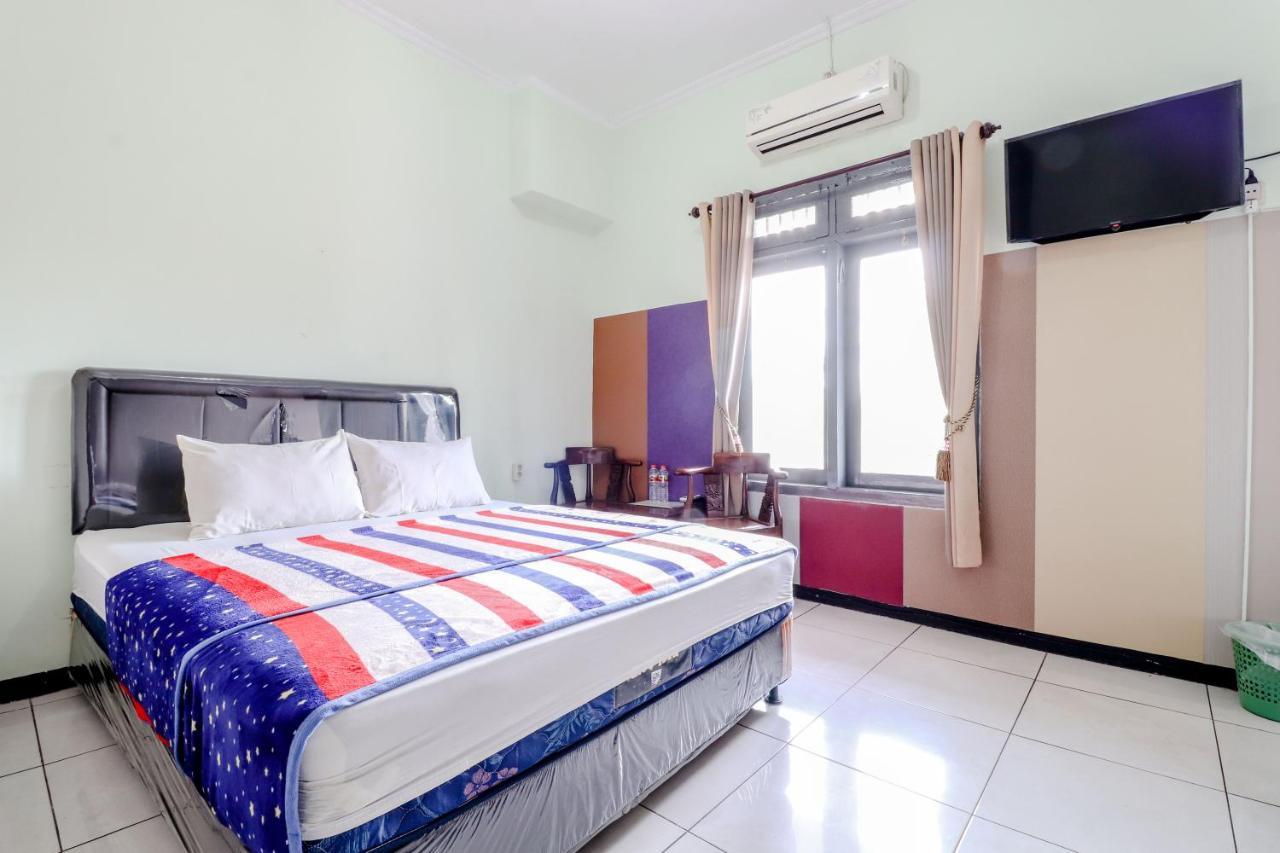 Hotel Bintang Malang Extérieur photo